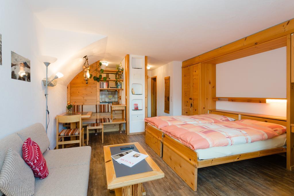 Hotel B&B Susom Surlej Silvaplana Zewnętrze zdjęcie